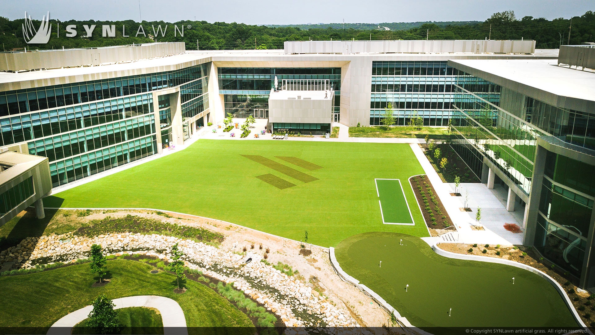 image of SYNLawn West Palm Beach FL commercial artificial grass for office buildings campus courtyards